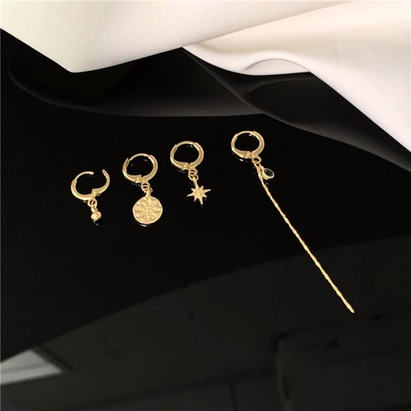 ❤️‍🔥𝕤𝕒𝕝𝕖❤️‍🔥 4 charm huggie earrings sets - Picture 8 of 13